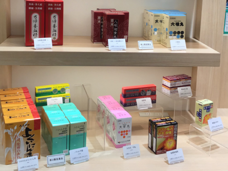 柏髙島屋店 内観(陳列状況)